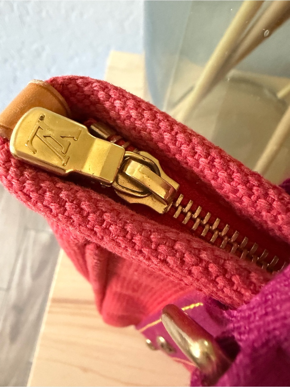 Louis Vuitton Antigua Cabas PM - Picture 5 of 12